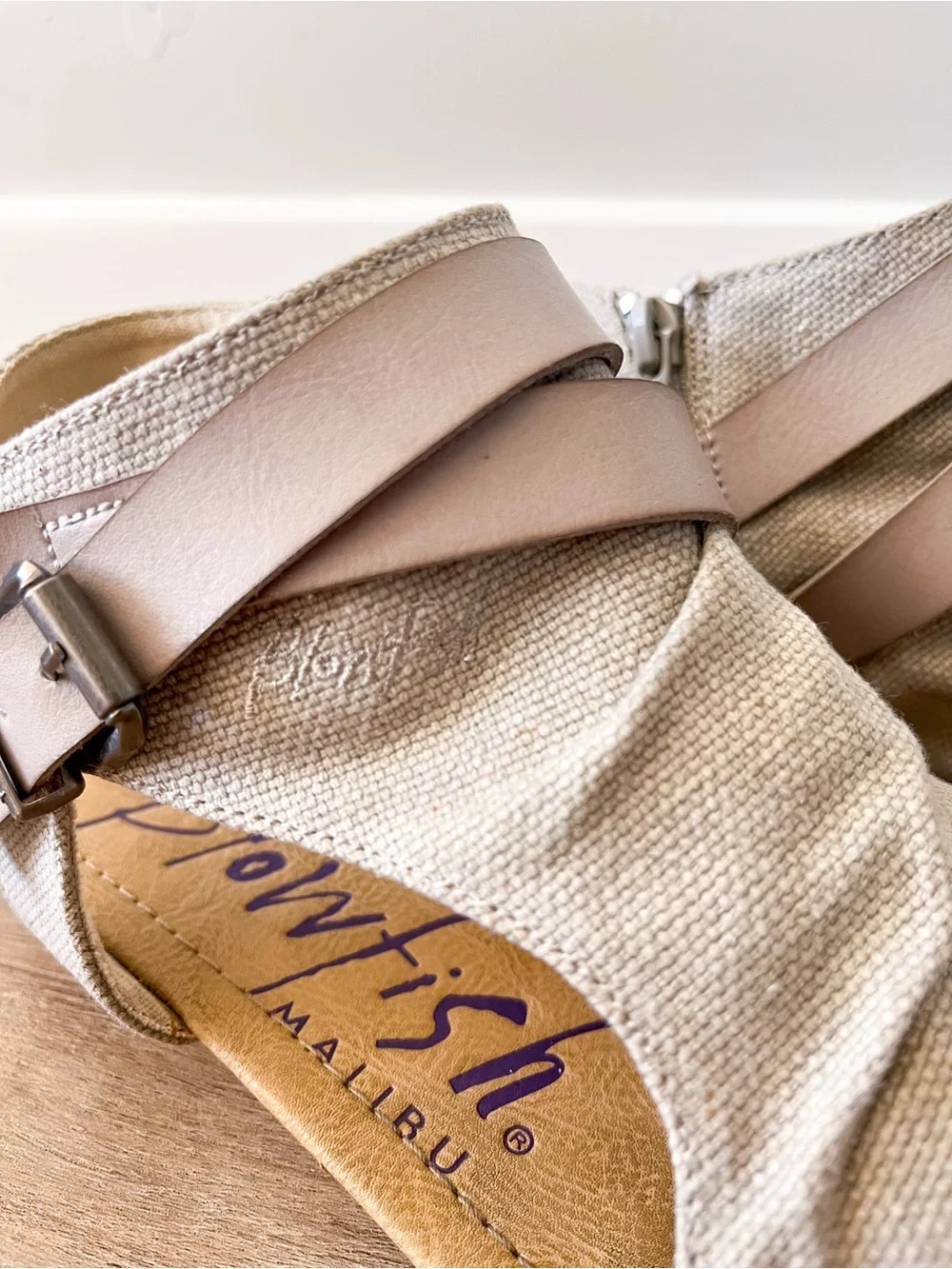 Blowfish Malibu Balla Taupe Canvas Micro Wedge Sandals Size 9